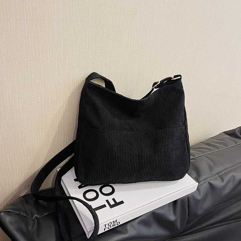 2024 New Corduroy Simple Street Casual Shoulder Bag Fashionable and Stylish Double Tote for Women 241227