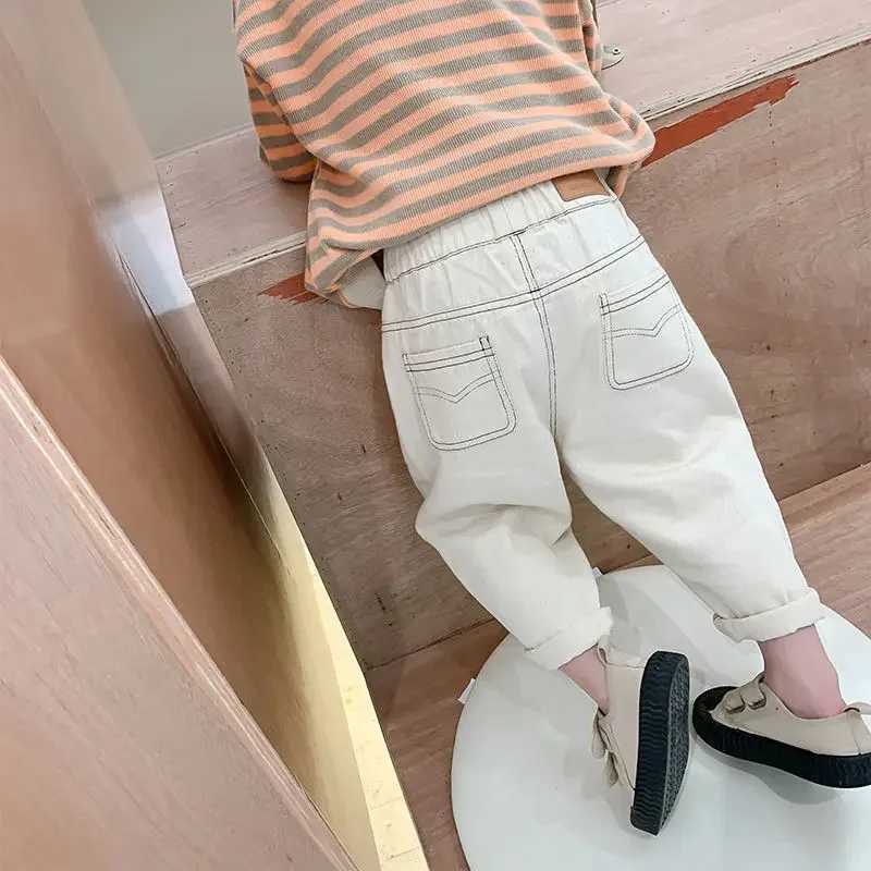 Baby Boy Girl Loose Jeans New Fashion Korean Sle Casual Solid Color Jeans Spring Autumn Childrens Denim Pants For 1-7 Years W241227