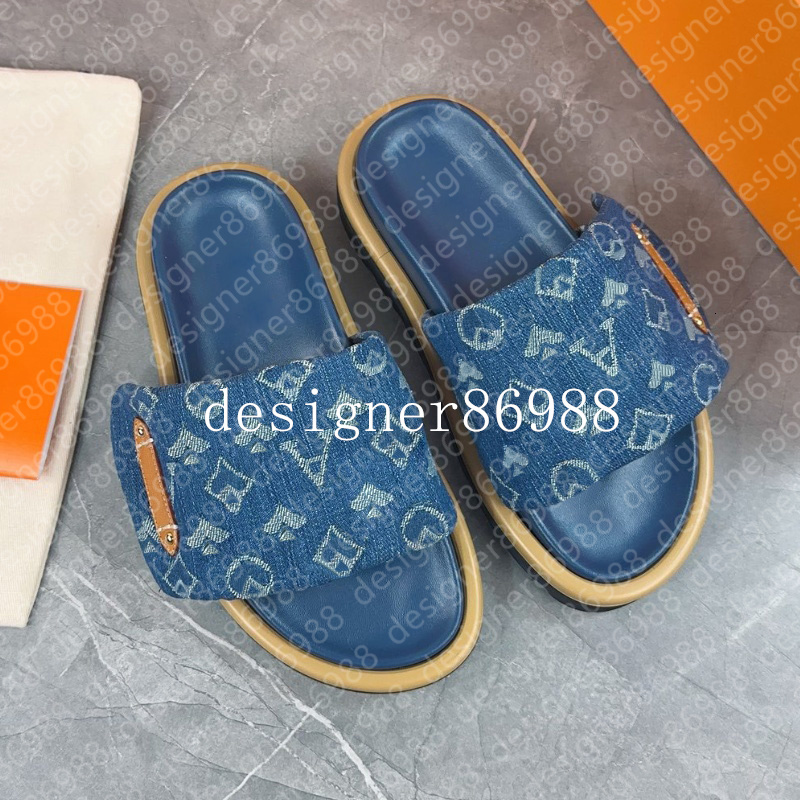 Slides Slippers Designer Pool Pillow Men Sandals Women Platform Slipper Classic Brand Summer Beach Scuffs Flat Comfort Mule Denim Embossed Slide Soft Sandal 35-45