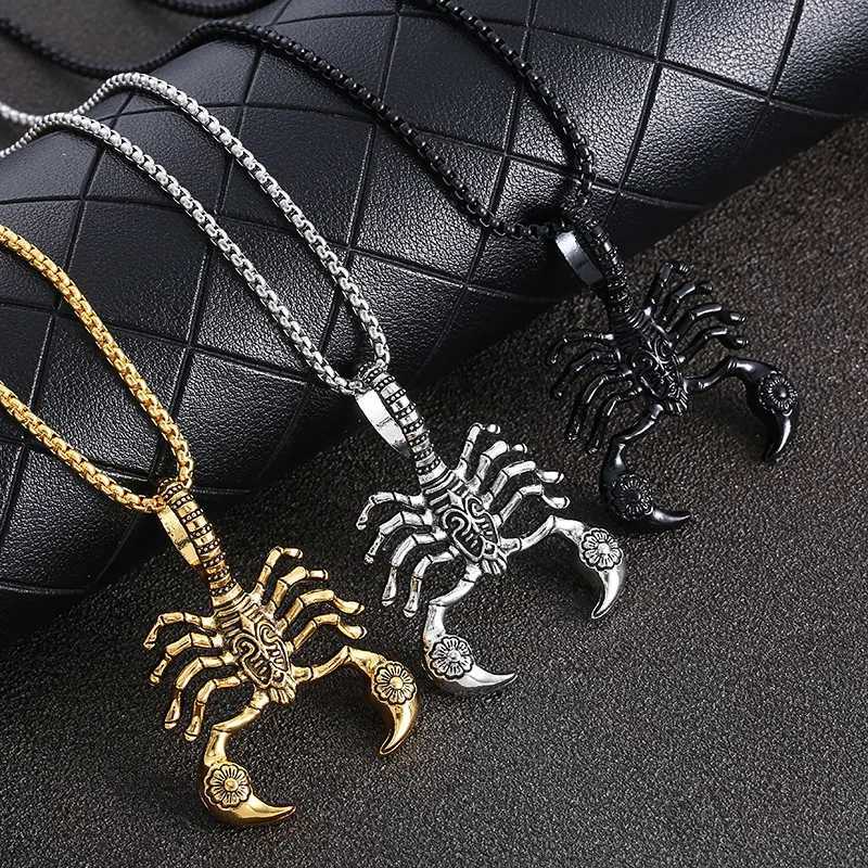 Unique Scorpion Pendant Chain Necklace Stainl Steel Accory for Men Tren Hip-Hop Style Jewelry with Hollow Out DesignXJ241227