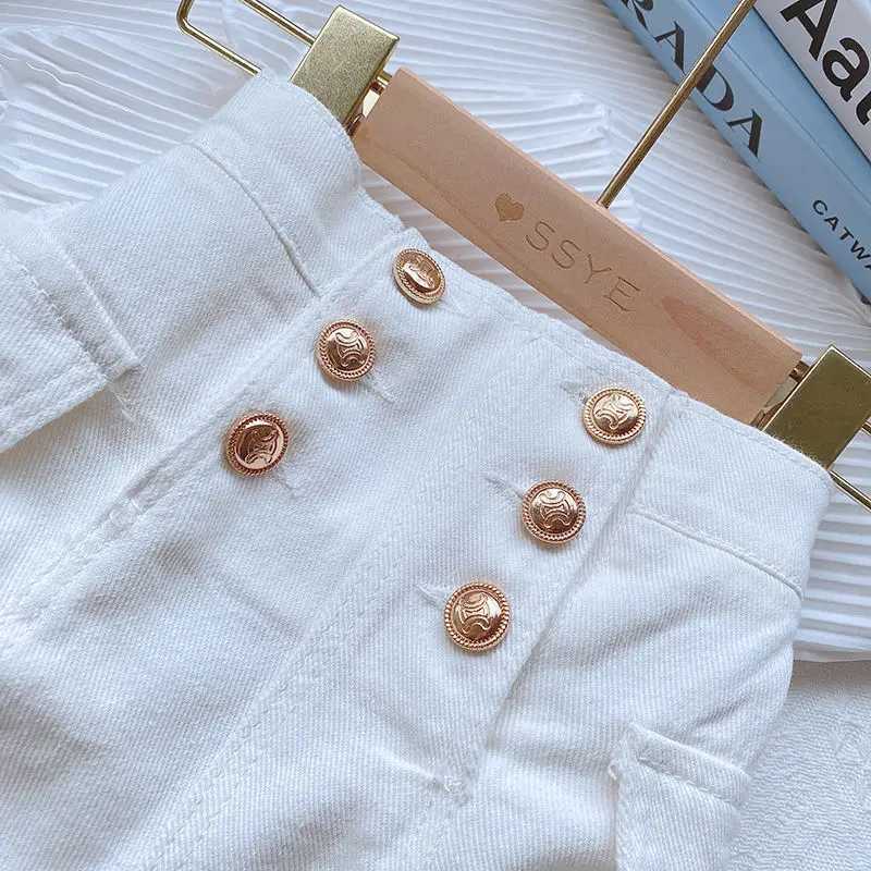 2024 Summer Girls Fashion Jeans Shorts with Buttons Baby Kids Children Casual Denim Hot Shorts W241227