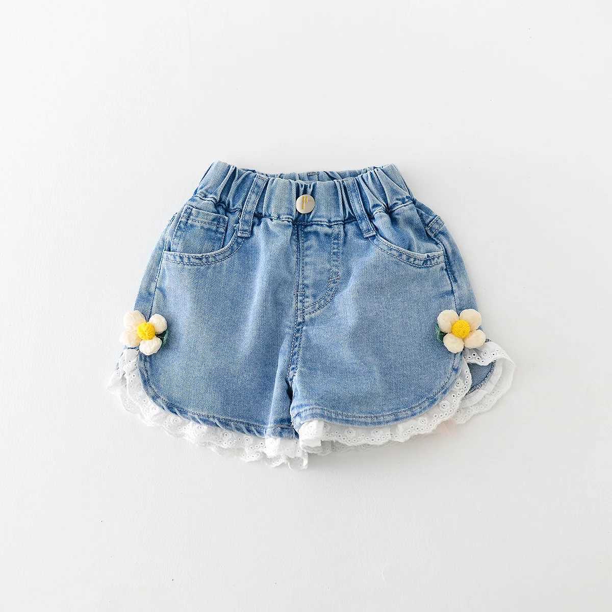 2-8Years Old Girls Denim Shorts Summer Elastic Waist Lace Flower Thin Denim Hot Pants Kids Jean Shorts Childrens Wear Clothes W241227