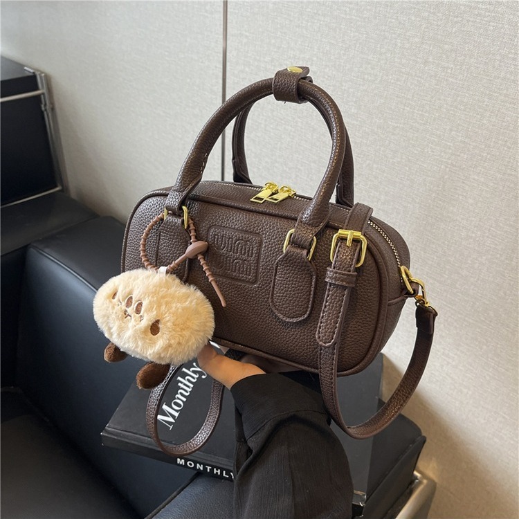 Spring 2025 Women's Handbag Designer Bowg Simple and Fashionable Crossbody Baross Small Square Bag