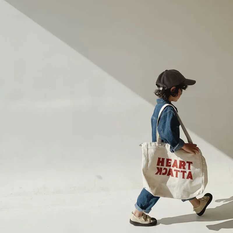 Childrens denim jacket jumpsuit childrens jeans boys jeans fashionable Korean baby clothing girls long sleeved jumpsuit W241227