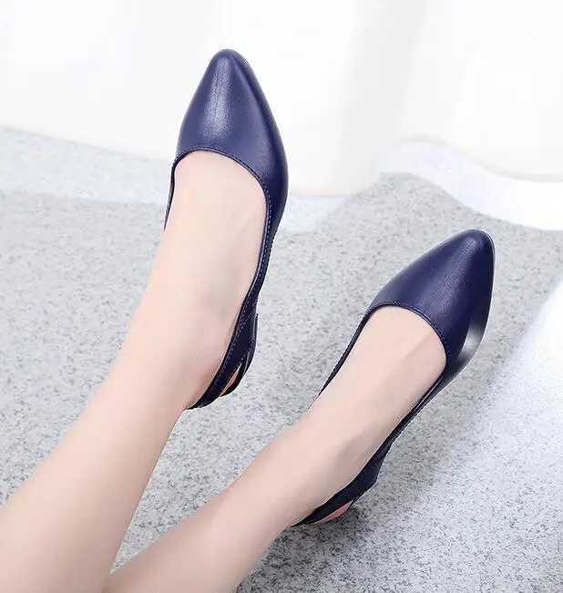 High Quality Jelly Sandals Women Pointed Toe Chunky Flip Flops Slingback Casual Candy Skidproof Beach Shoes Women Sandals T241227