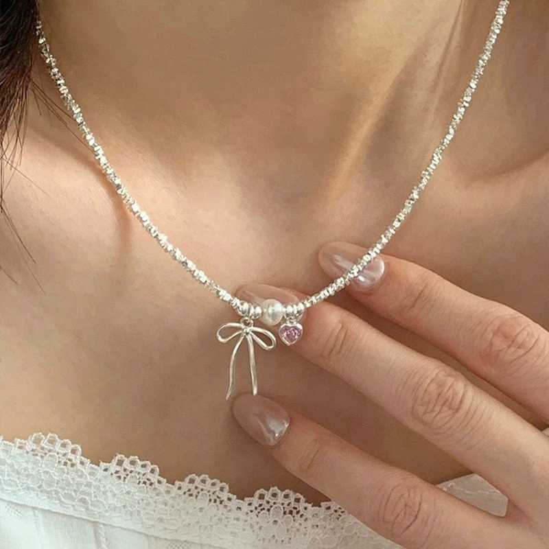 Fashion Irregular Beads Chain Bow Knot Heart Pendant Necklace Y2K Girls Exquisite Choker Women Elegant Peals Jewelry GiftsXJ241227