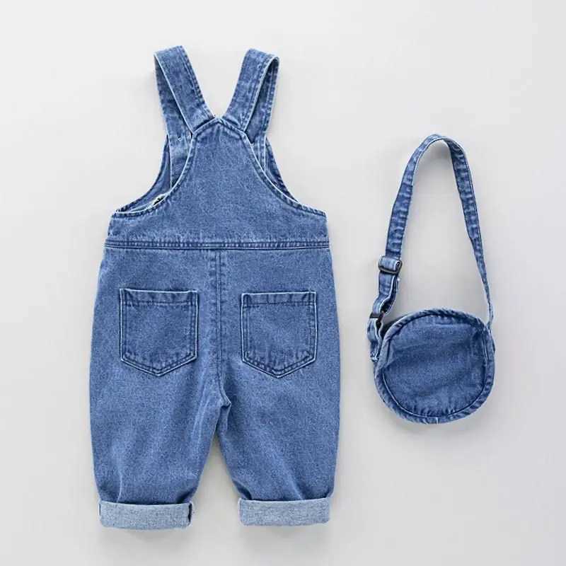 Spring and Autumn New Childrens Overalls Boys and Girls Universal Fashion Jeans Baby Foreign Flavor Versatile Denim Overalls W241227