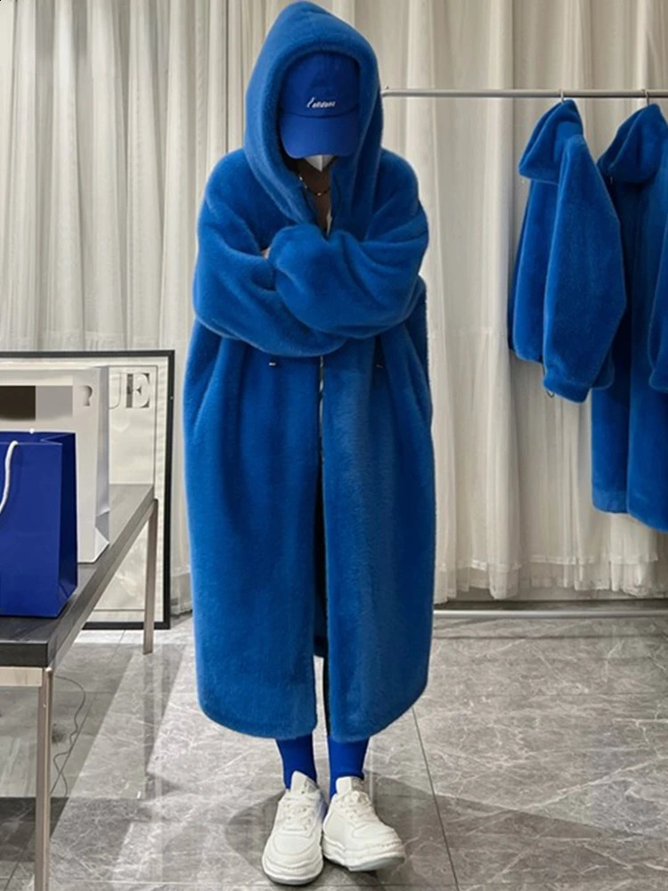 Winter Long Oversized Warm Thick Blue White Fluffy Faux Fur Coat Women with Hood Loose Casual Korean Style Fashion 241223