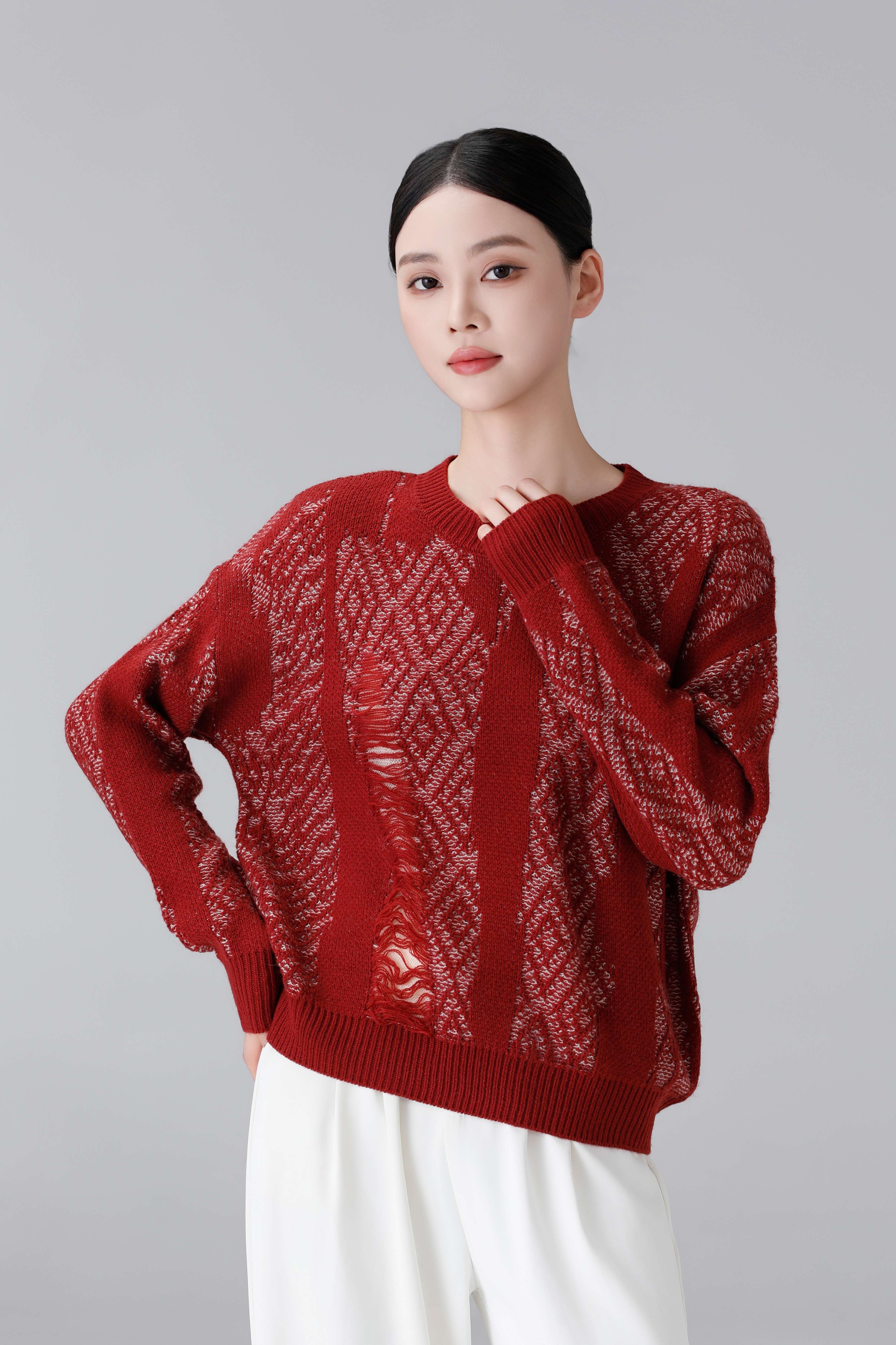 Trendy Slim-Cut Merino Wool Top for Ladies - Fashionable Fall Layering