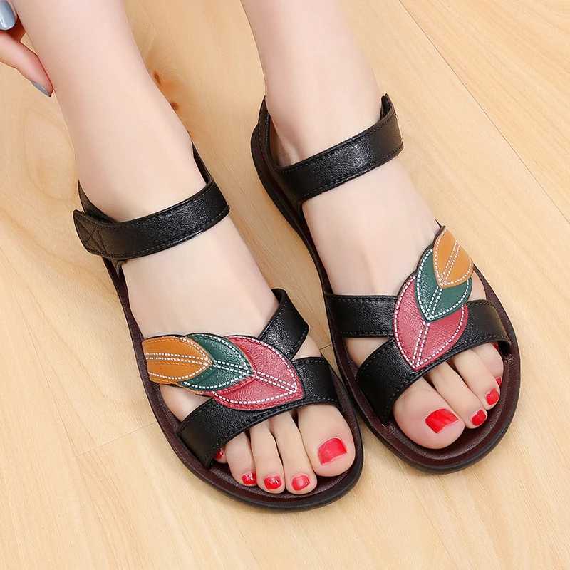 High Quality Summer Leather Women Sandals Mother Soft Slip On Comfort Flat Sandals Women Wedge Sandals Ladies Walking Shoes 36-42 T241227