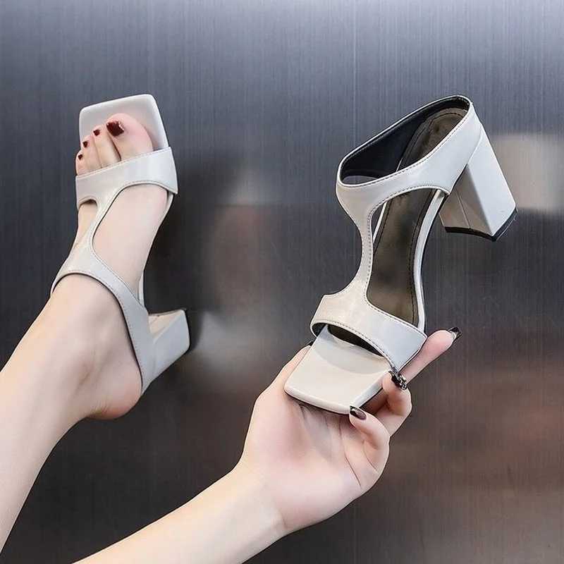 High Quality Womens High Heel Shoes Spring New Slippers Fashion Versatile Solid Color Medium Heel Thick Heel Square Toe Sandals Women T241227