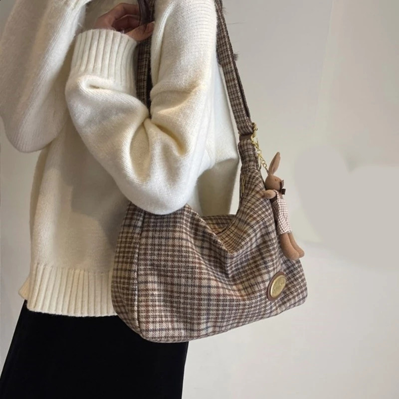 Versatile Shoulder Bag for Daily Use Crossbody Bags Functional Sling Handbag 241225