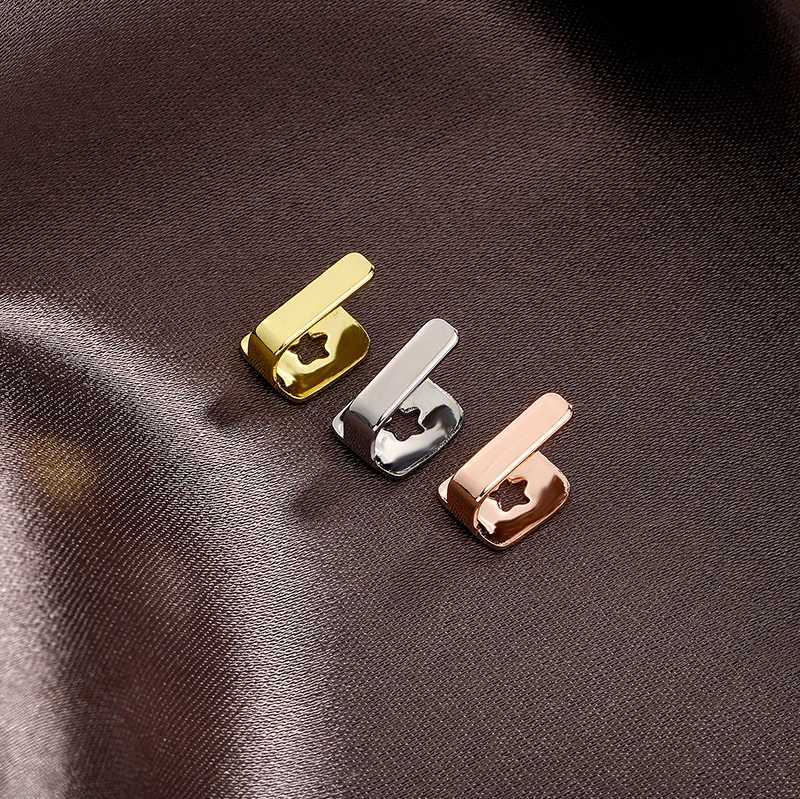 New Hip Hop Teeth Grillz Men Women d Out Hollow Single Teeth C Dental Grill Punk Rper C Halloween Cosplay W241227