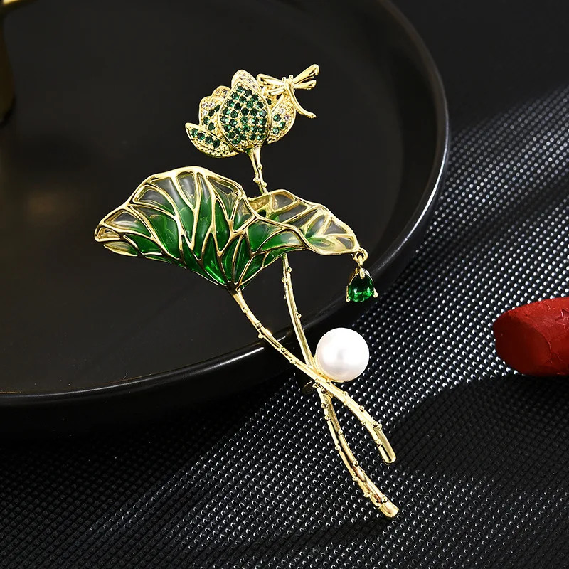 Female Pearl Brooch Shawl Clip Dress Coat Corsage Pin Decoration Silk Buckle Clothe Suit Accessory Badge Breastpin Jewelry Gift 241227