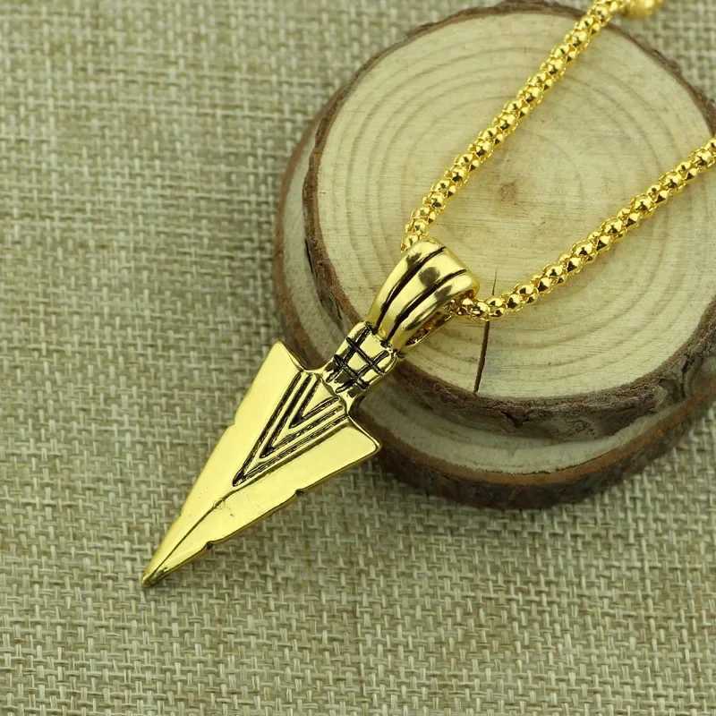 Punk Arrow She Necklace For Men Gold Color Alloy Arrow Pendant Party Jewelry Gift Retro Personality Long Chain NecklacesXJ241227