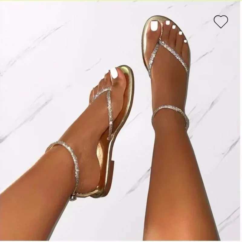 High Quality Womens Shoes Summer Ankle Strap Womens Sandals Beach Flip Flops Fashion Gold Flat Roman Womens Sandals Womens Sandals T241227