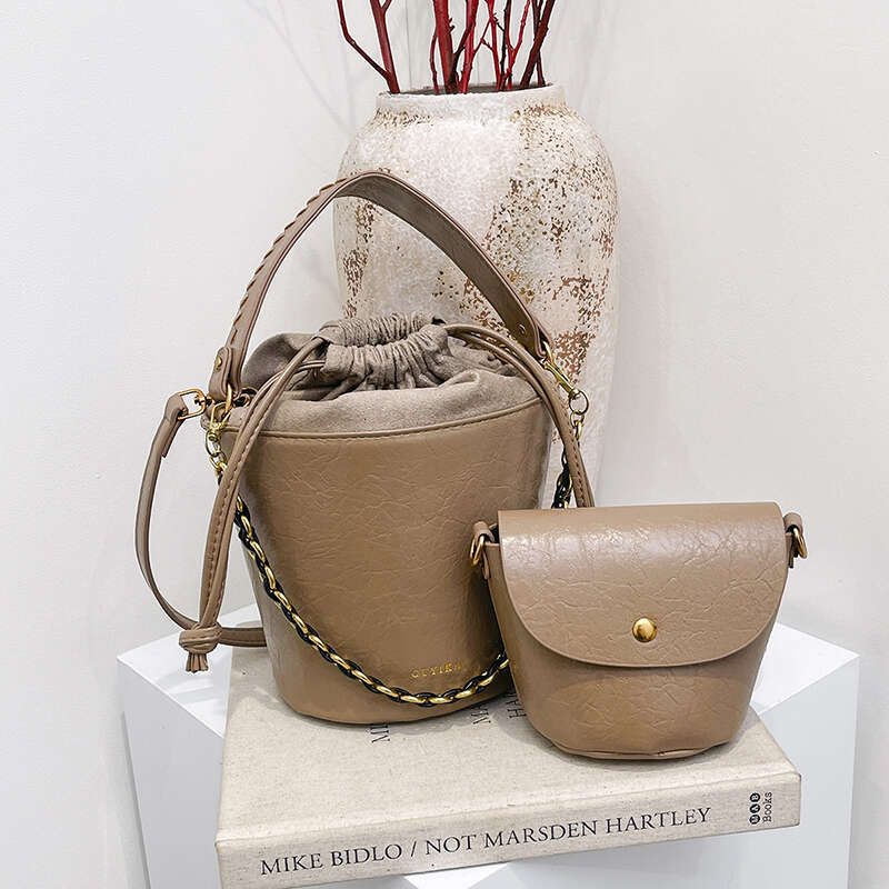 Women's Bags Retro Bucket Crossbody Bags For Women Oil-Waxed Leather 2-In-1 Chain Shoulder Bag Designer Purses And Handbags