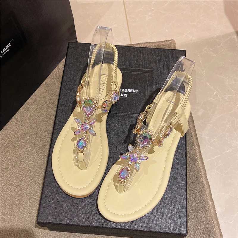 High Quality Womens Rhinestone Fashion Clip Toe Flat Roman Sandals New Summer Feamle Comfortable Anti Slip Beach Shoes Flip Flops Plus Size 42 T241227