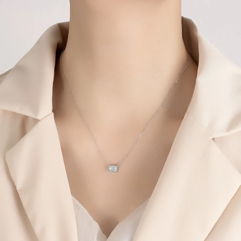 PERFANY 1CT Necklace for Women S925 Pure Silver Emerald Cut Laboratory Diamond Pendant Fashion Party Highend Jewelry 241226