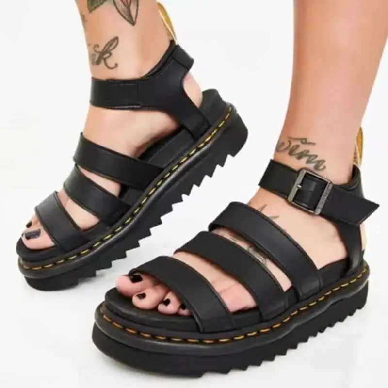 New Platform Sandals Peep Toe Metal Car Stitch Roman Sandals Large Size Casual Sport Womens Sandals M241227