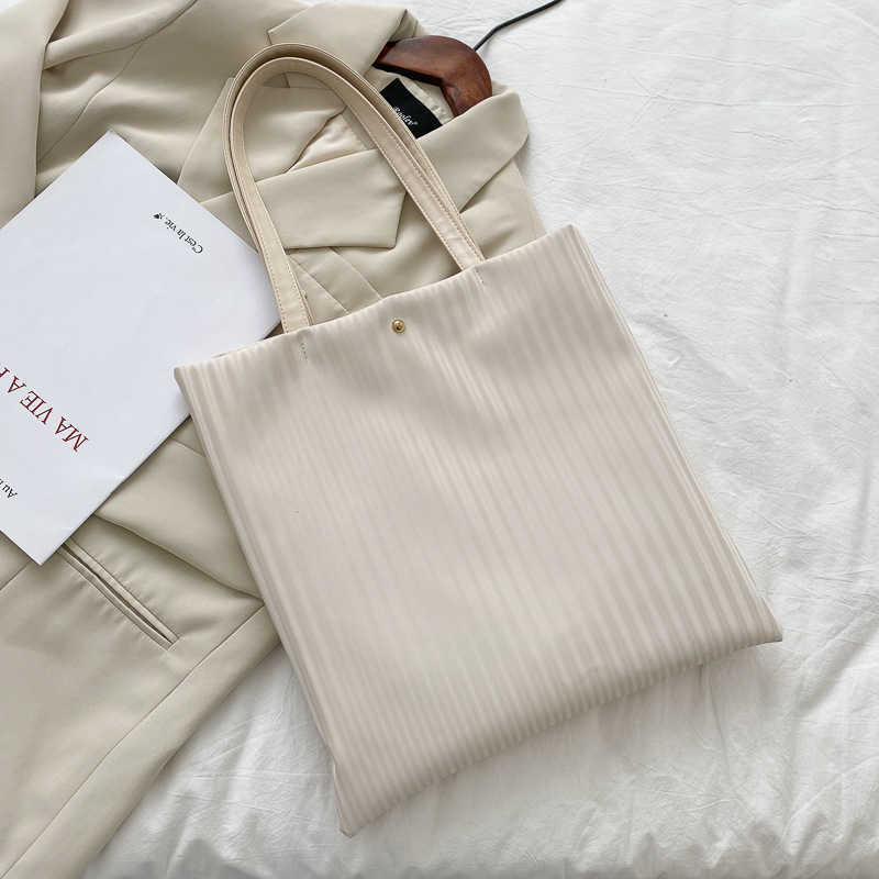 Korean Version Ins Small Fresh Large Capacity Shoulder Bag Women's 2020 New Net Red Trend Fashionable Underarm 241227