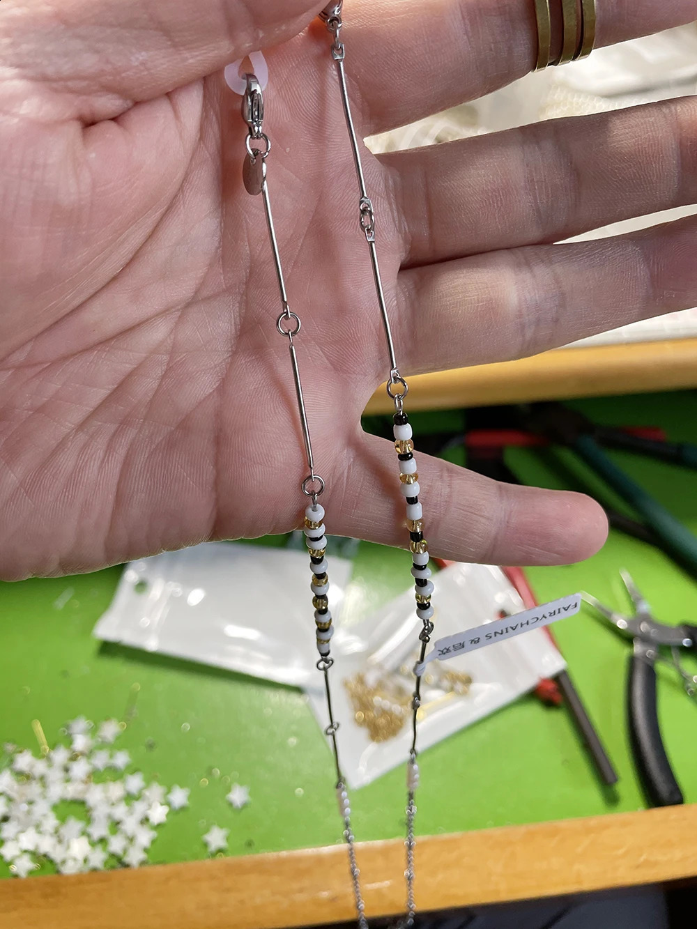 Handmade Natural pearl glasses beaded Chain Sunglasses Chains Necklace Reading Glasses Cord Holder Neck Strap Rope for Eyewear 241226