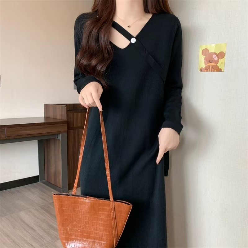 H826 Medium-length skirt with coat, fat mm looks thin and covers the belly with knitted dress