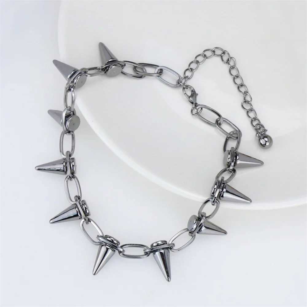 Korean Fashion Punk Gothic Harajuku Handmade Womens Necklace for Spike Rivet Female Chain Necklaces Exaggeration Rock ChokersXJ241227