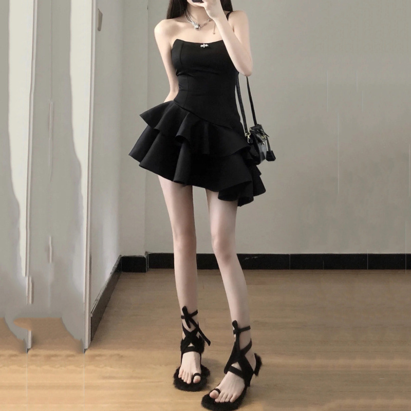 GY020236 satin black tube top dress female waist dress small irregular cake puffy short skirt