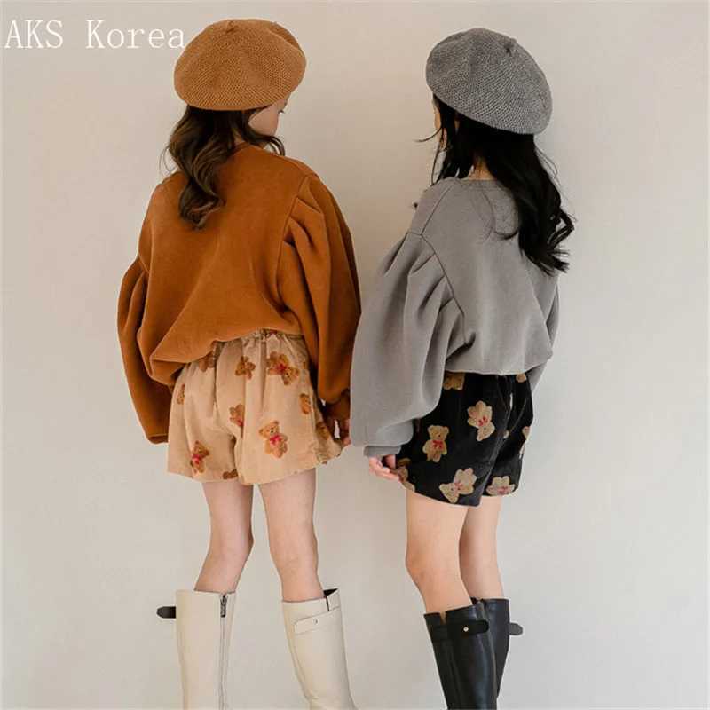 Spring Autumn Children Shorts Bear Print Girls Corduroy Shorts Fashion Baby Girl Pleated Skirt Pants Summer Kids Beach Clothing W241227
