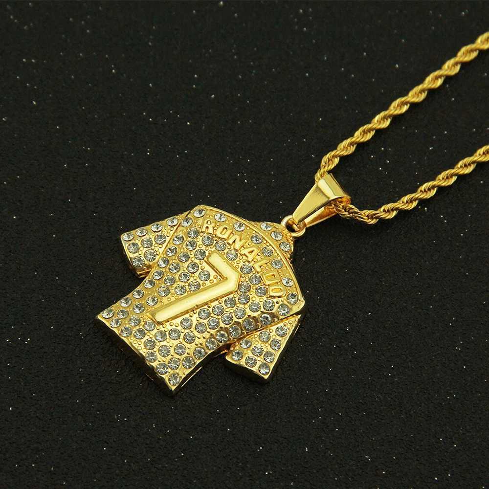 Hip Hop Mens Necklace Football 7 Pendant With Stainl Steel Chain and d Out Bling Rhinestones Necklace Sports Jewelry GiftXJ241227