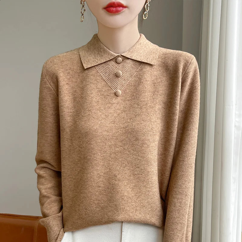 2024 AutumnWinter Flip collar Cashmere Sweater Women Knitted Loose Fashion Long Sleeve 241223