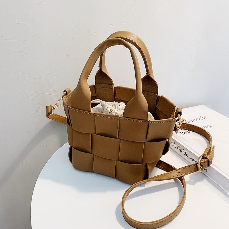 New Fashion Bucket Bag Women Mini Bag Woven Crossbody Bags Portable Bucket Bag High Quality