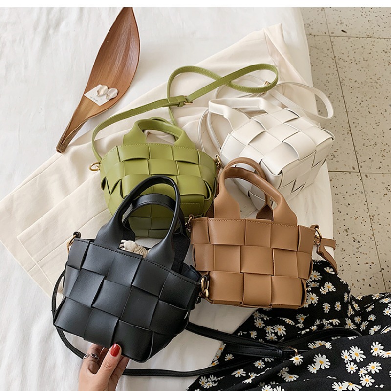 New Fashion Bucket Bag Women Mini Bag Woven Crossbody Bags Portable Bucket Bag High Quality
