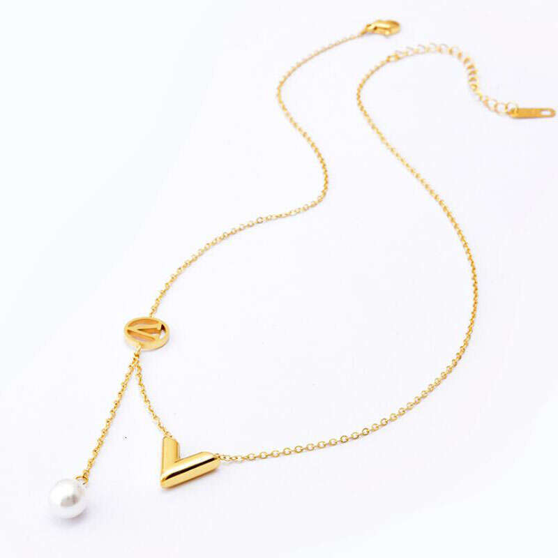 2024 Trend Stainless Steel V Letter Tassel Pearl Necklace for Women Gold Plating New Brand Party Jewelry Gift