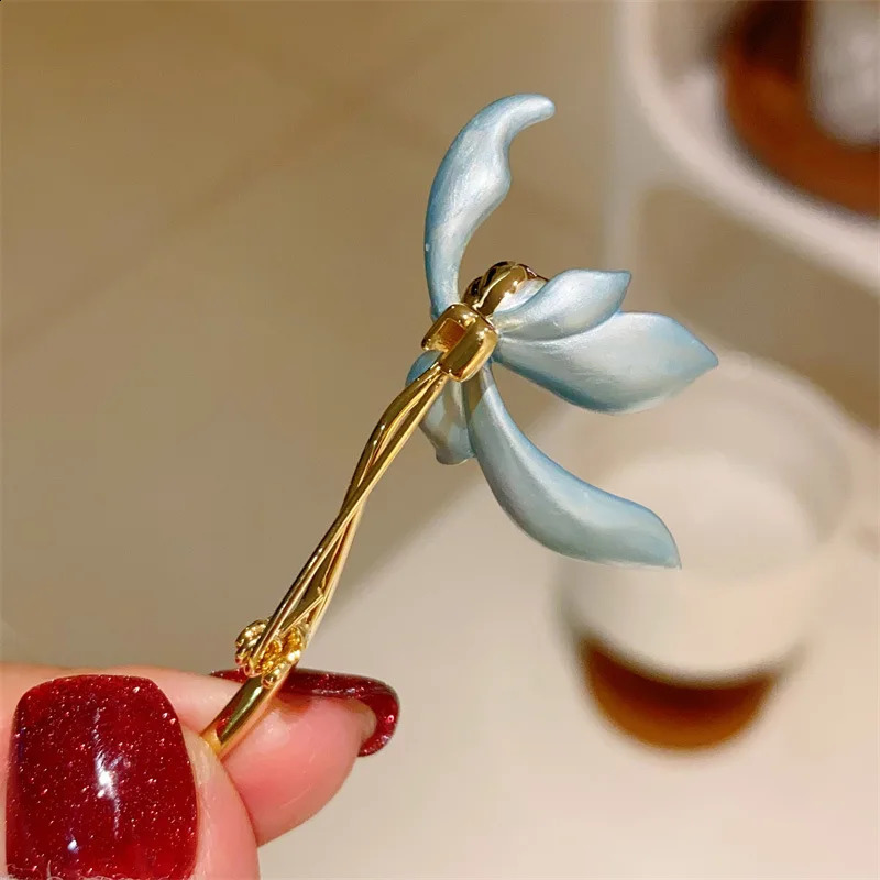 Cheongsam Brooch Silk Shawl Clip Chest Button Suit Corsage Pin Ornament Buckle Clothing Accessory Badge Breastpin Jewelry Gift 241227