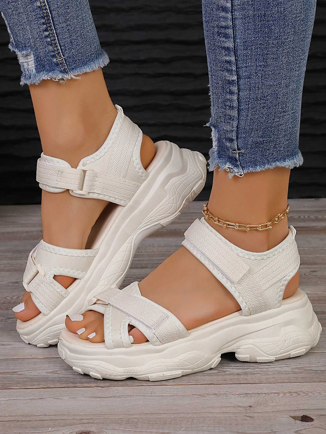 High Quality Fashion Womens Shoes Beige Heeled Sandals Muffins shoe All-Match Luxury Black Girls Beach Low New Sports Flat Summer Comfor T241227