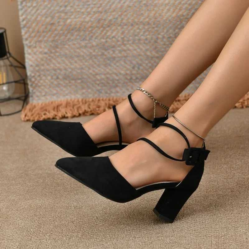 High Quality High Heel Hollow Fashion Womens Shoes Summer New Large Size Pointed Thick Heel Womens Sandals T241227