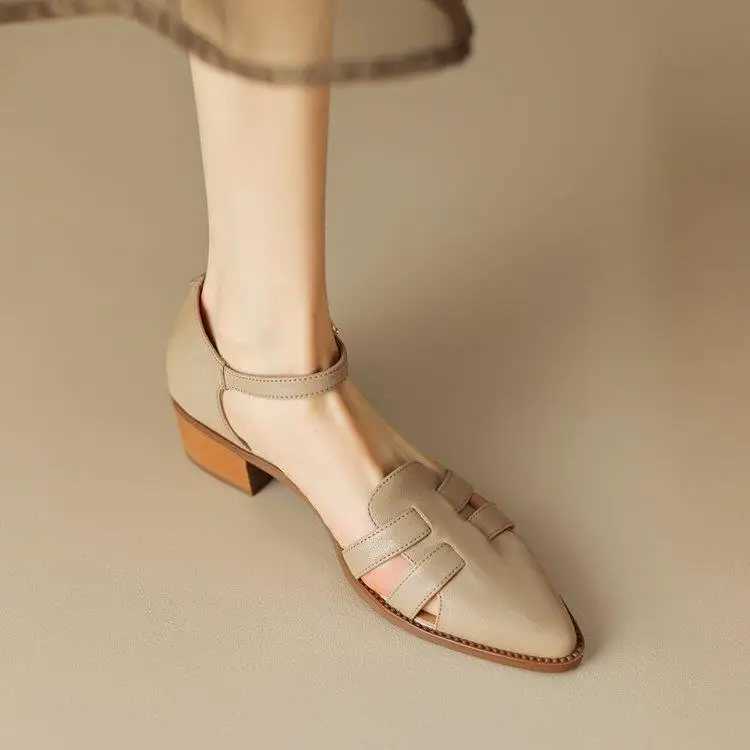 High Quality Womens Summer Sandals Luxury Elegant Artificial Leather Barefoot Shoes For Women Trends Low Heels Pointed Toe Sandals T241227