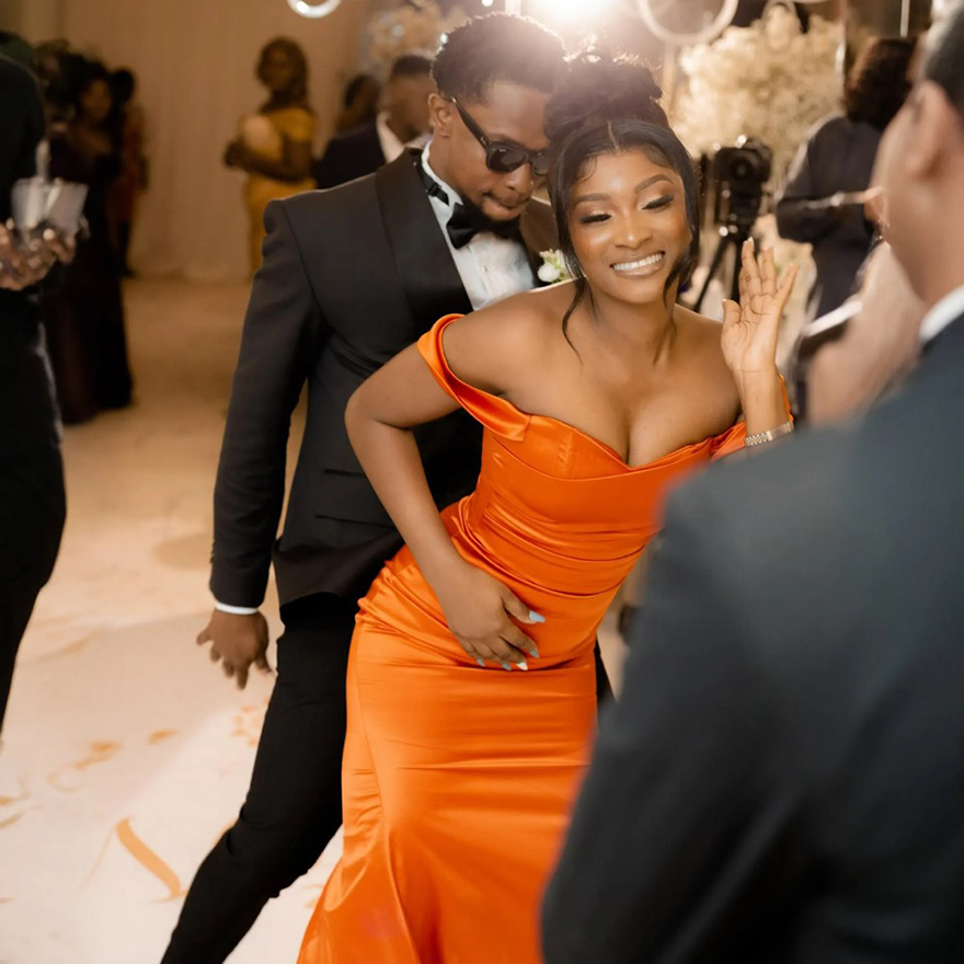 South African Orange Junior Bridesmaid Dresses Mermaid Elastic Satin Sweep Train Maid of Honor Dresses Bride Gowns for Nigeria Black Women Girls Marri