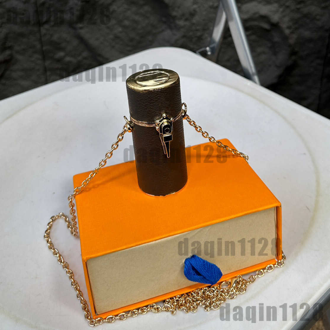 Lipstick Holder Designer Shoulder Bag Luxury Lipstick Case Lady Clutch Cylinder Coin Pouch Women Purse Wallets Beauty Case Cross Body Handbag Tote Bags Cosmetic Bag