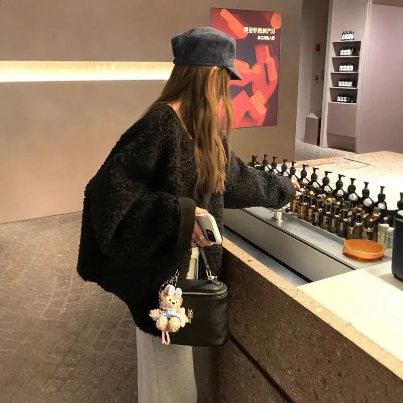 French Style Warm Lamb Wool Coat Winter Clothes Korean Chic Round Neck Casual Solid Color Fur Jacket Women Tops 241223