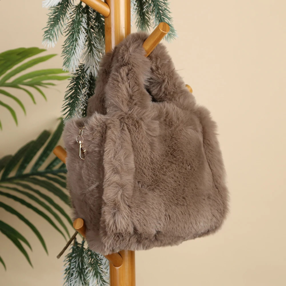 Plush Faux Fur Tote Bag for Women Autumn Winter Furry Handbags Solid Color Chic Fuzzy Shopping Soft Fashion Ladies Shoulder 241225