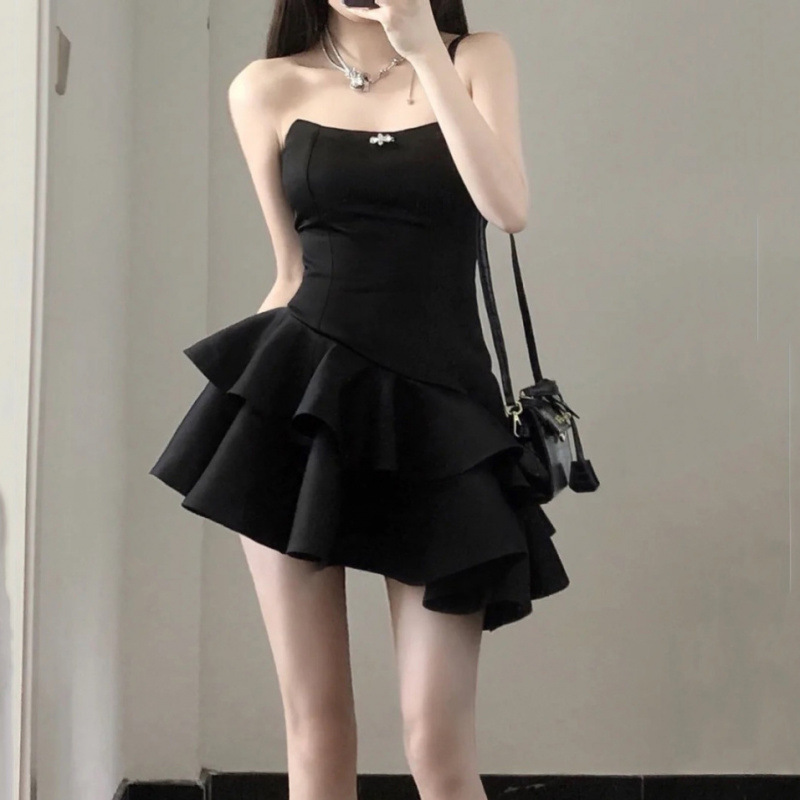 GY020236 satin black tube top dress female waist dress small irregular cake puffy short skirt