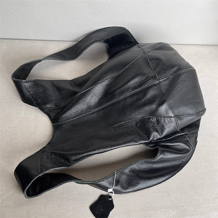Backpack made of genuine leather, Korean version, personalized, street style, suitable for both men women, versatile. First layer cowhide, close fitti