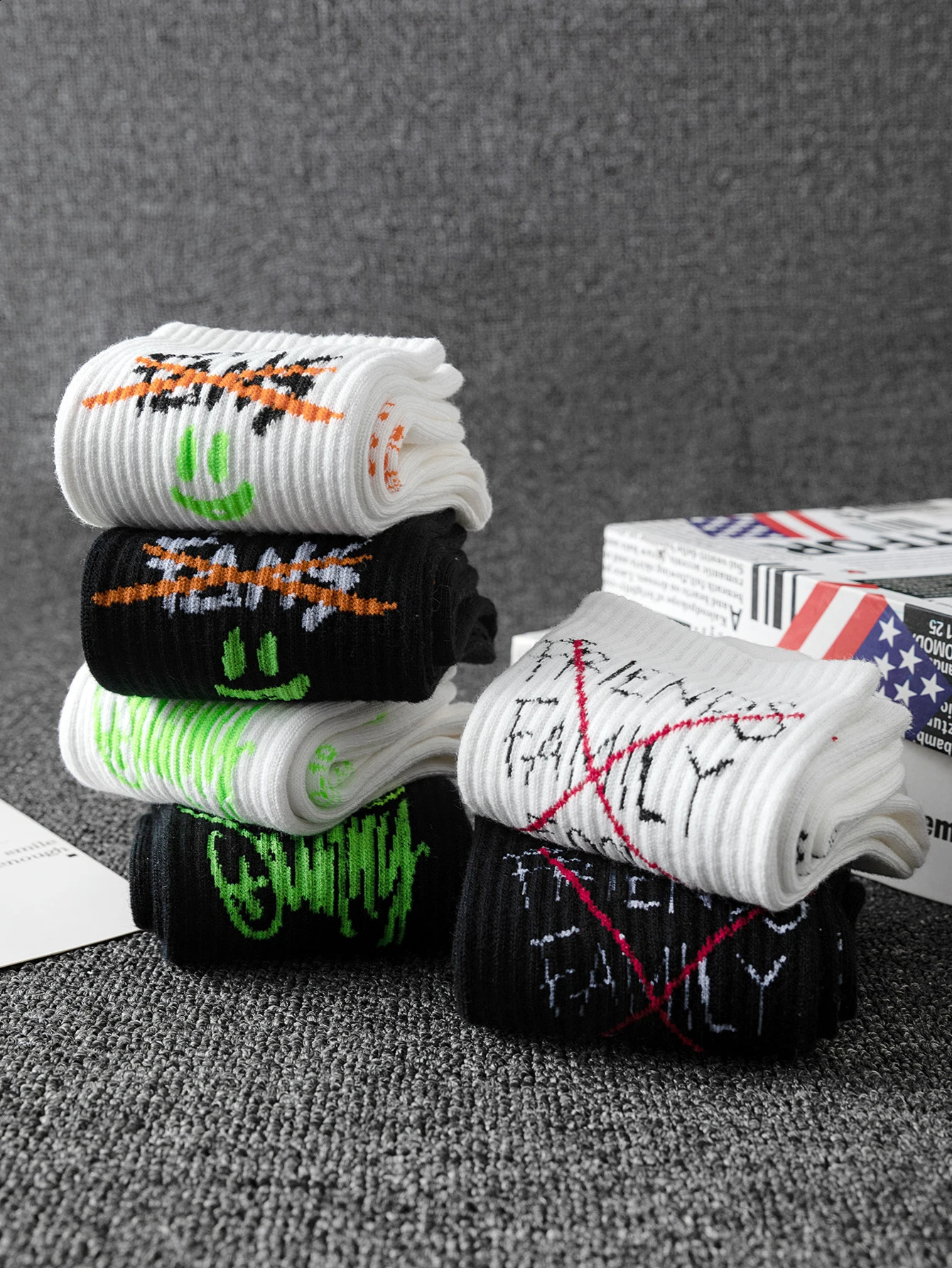 10 pairs of random style mens midcalf socks with graffiti ns versatile and casual sports soft comfortable mo 241227