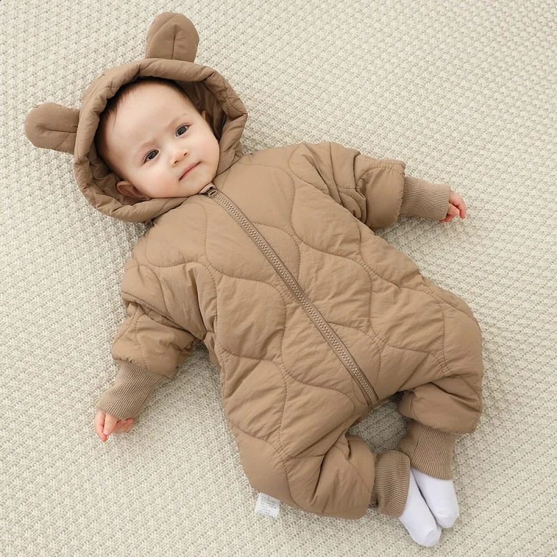 Baby jumpsuit autumn and winter girls pure cotton thickened born romper thickened long sleeved boys baby clothes 241226
