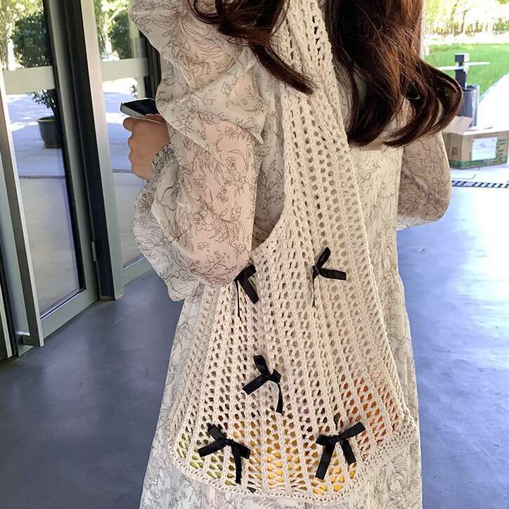 Lazy Wind Women's New Cute Bow Knitted Large Capacity Single Shoulder Underarm Bag