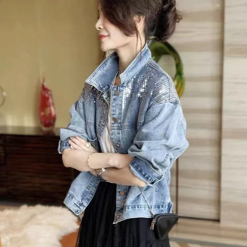 Diamonds Denim Jacket for Women Crop with Rhinestones Sequin Short Blue Plain Outerwear Spring Autumn Woman Jean Coat Small 241223