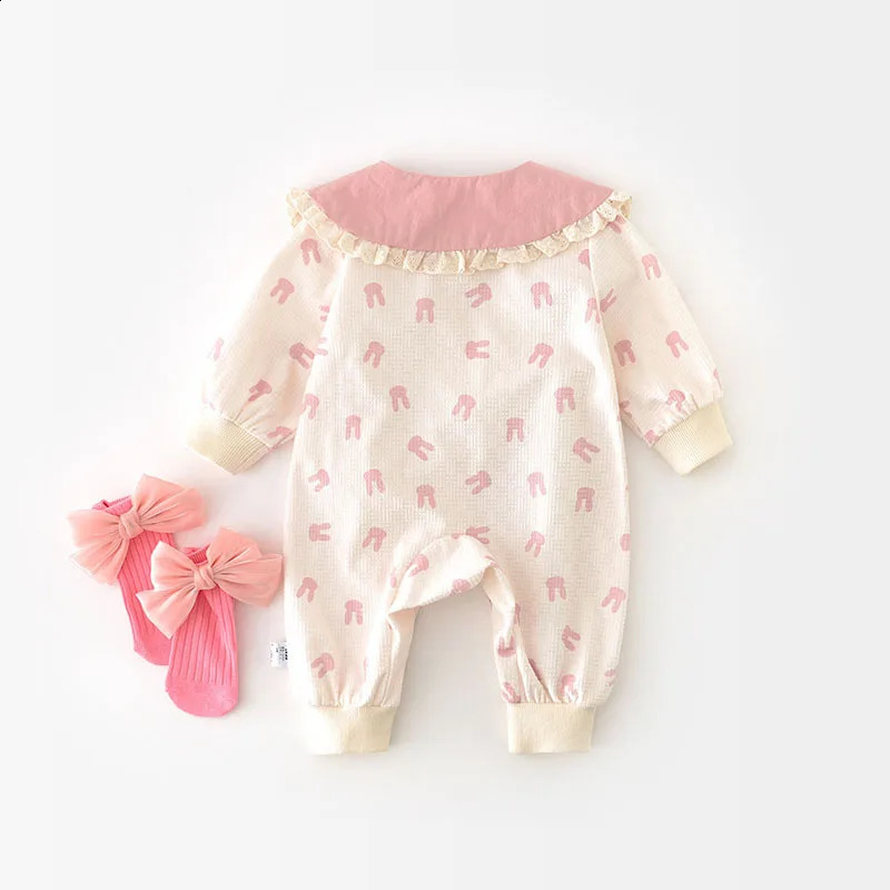 Spring Autumn Baby Bodysuit Full Printed Bunny Pocket Jumpsuit for Infant Girls Cute Peter Pan Collar Toddler One Piece 241226